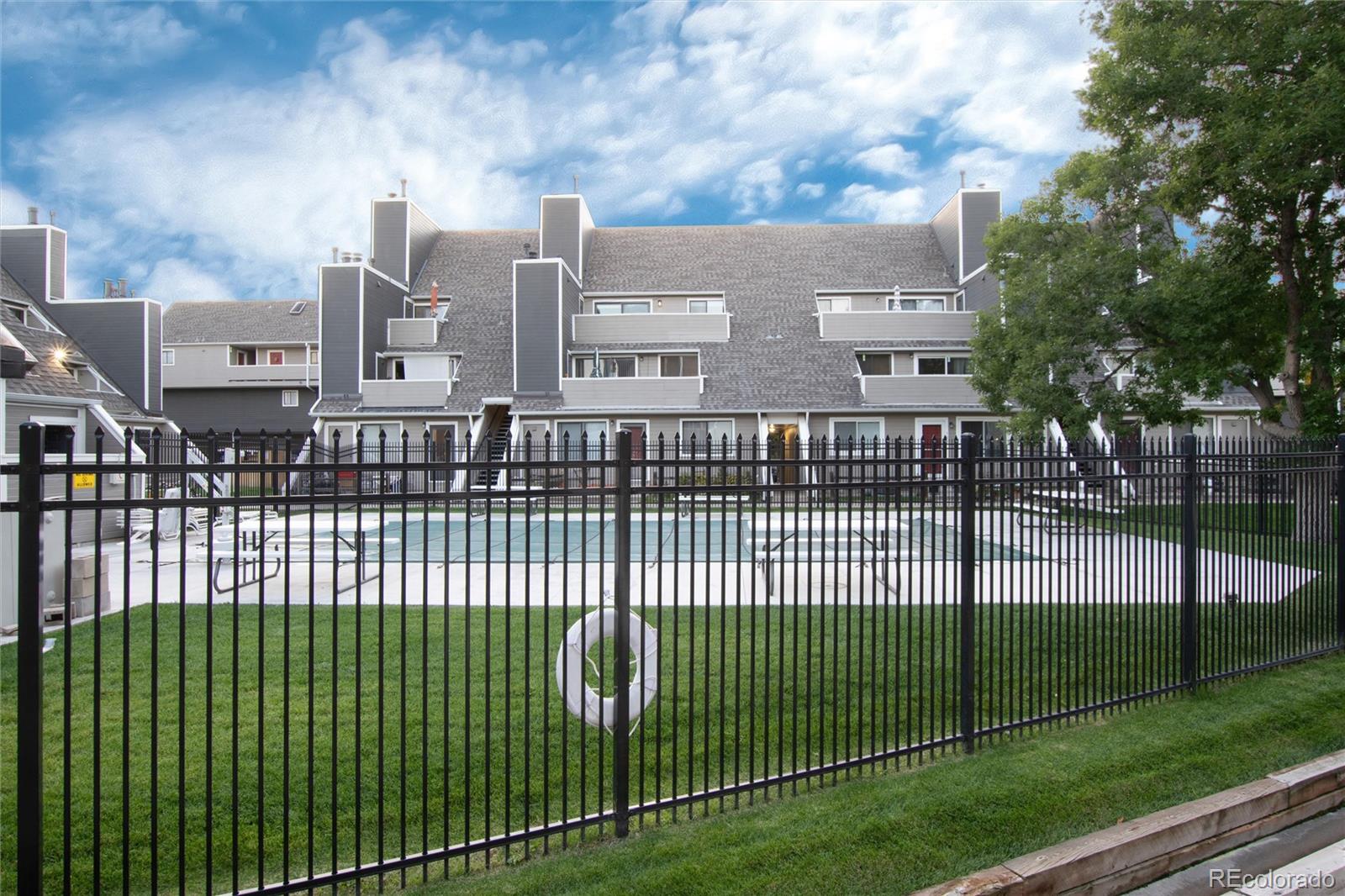 5250 S Huron Way Unit: 10-310
