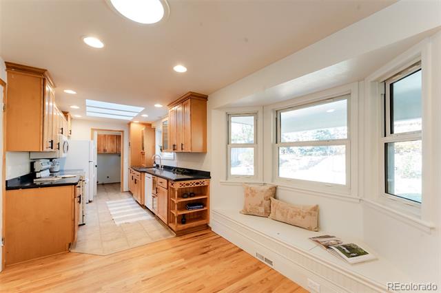 6439 W Roxbury Drive