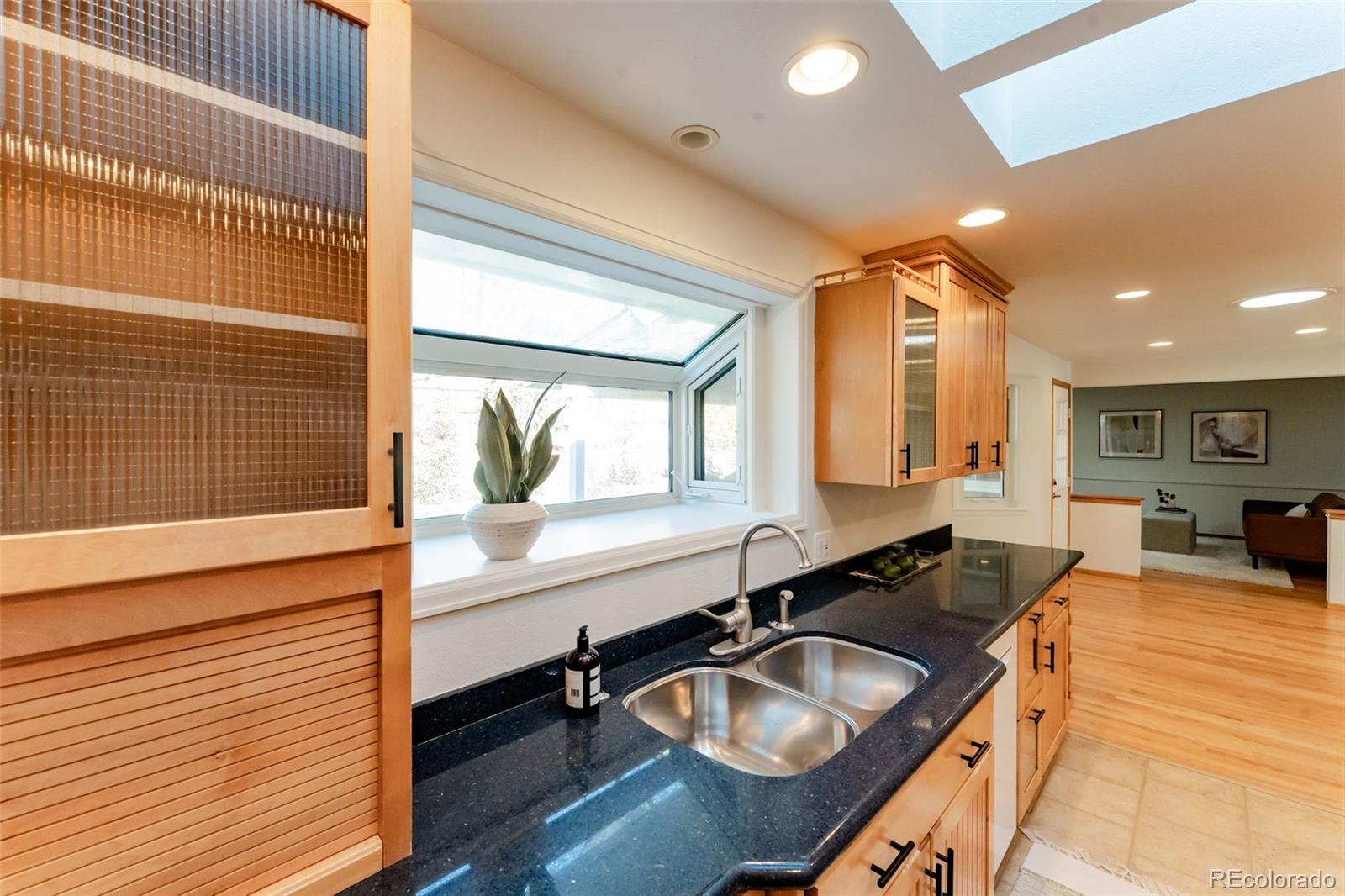 6439 W Roxbury Drive