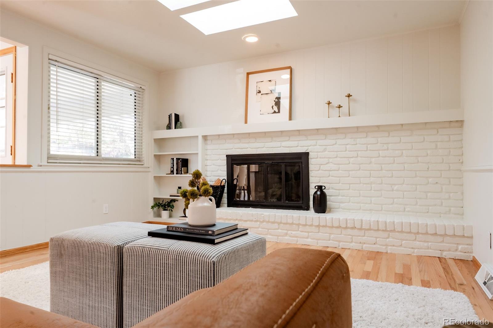 6439 W Roxbury Drive