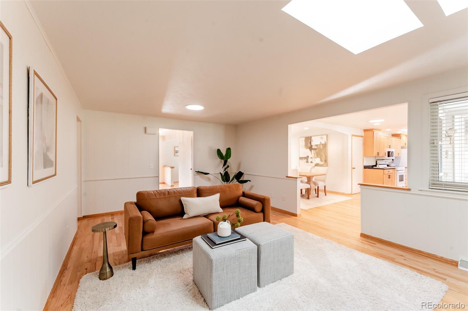 6439 W Roxbury Drive