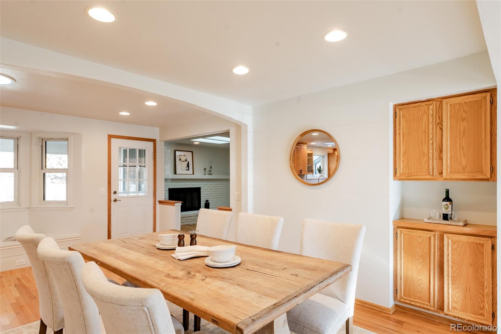 6439 W Roxbury Drive