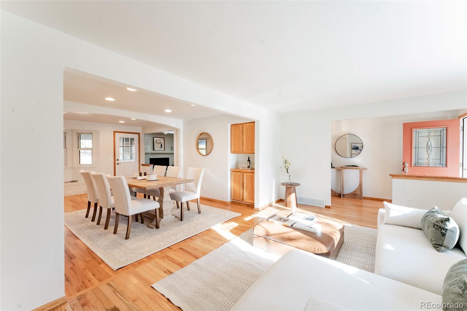 6439 W Roxbury Drive