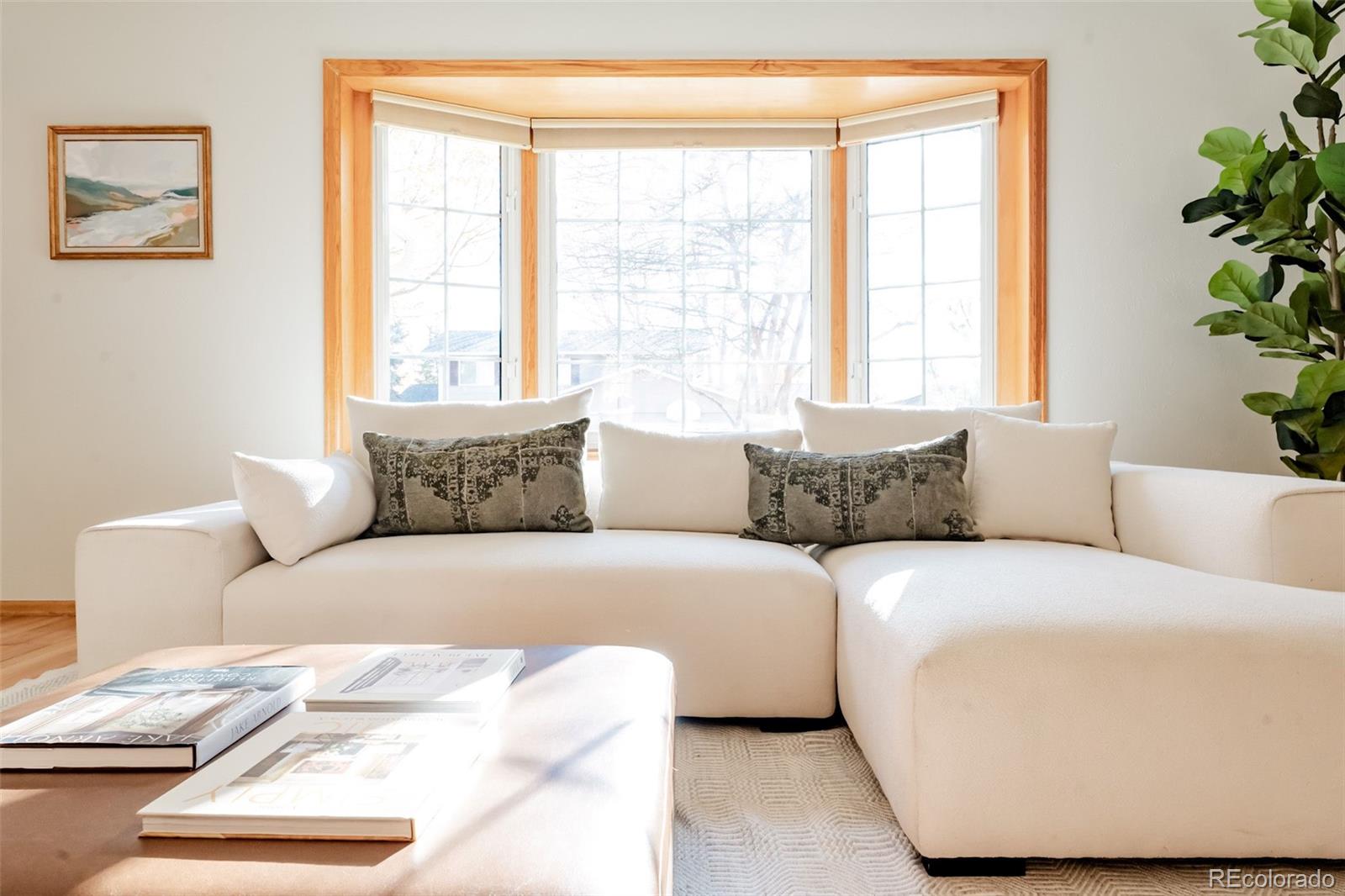 6439 W Roxbury Drive