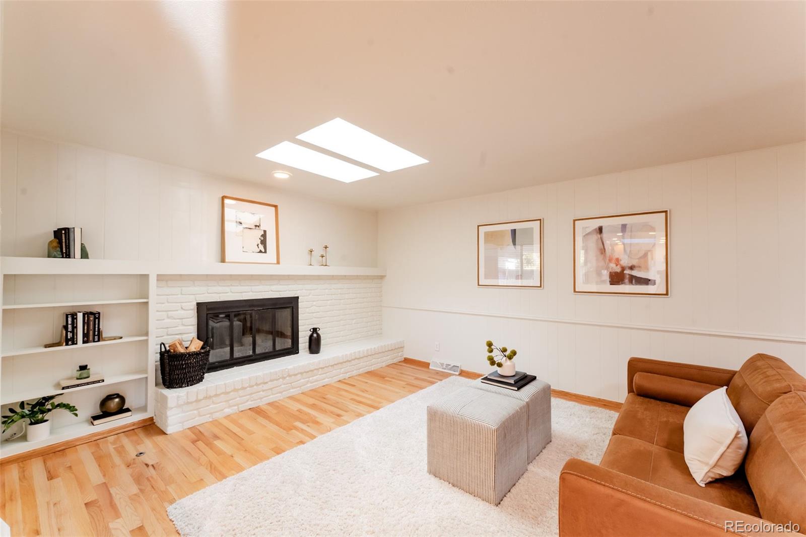 6439 W Roxbury Drive