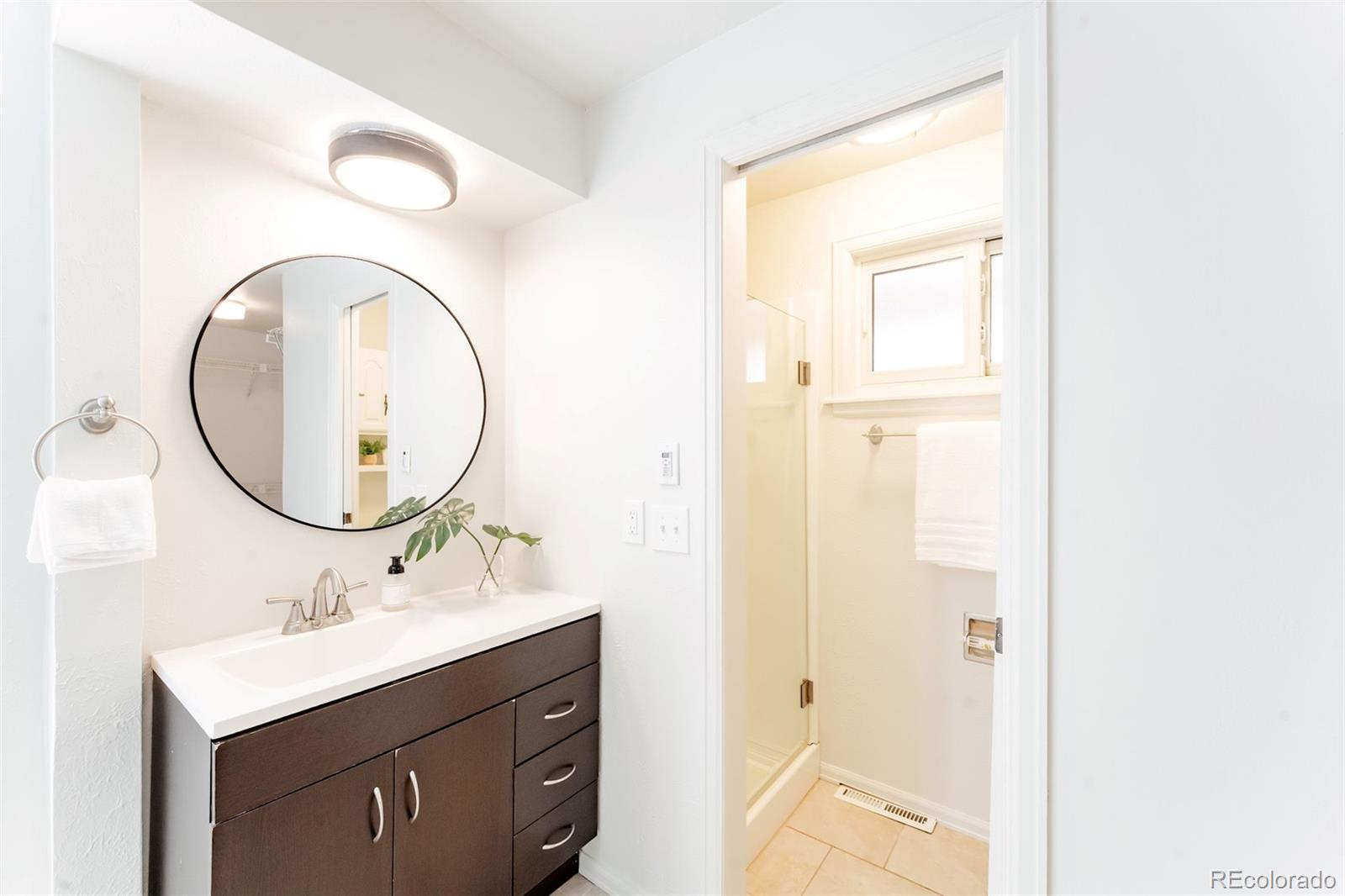 6439 W Roxbury Drive