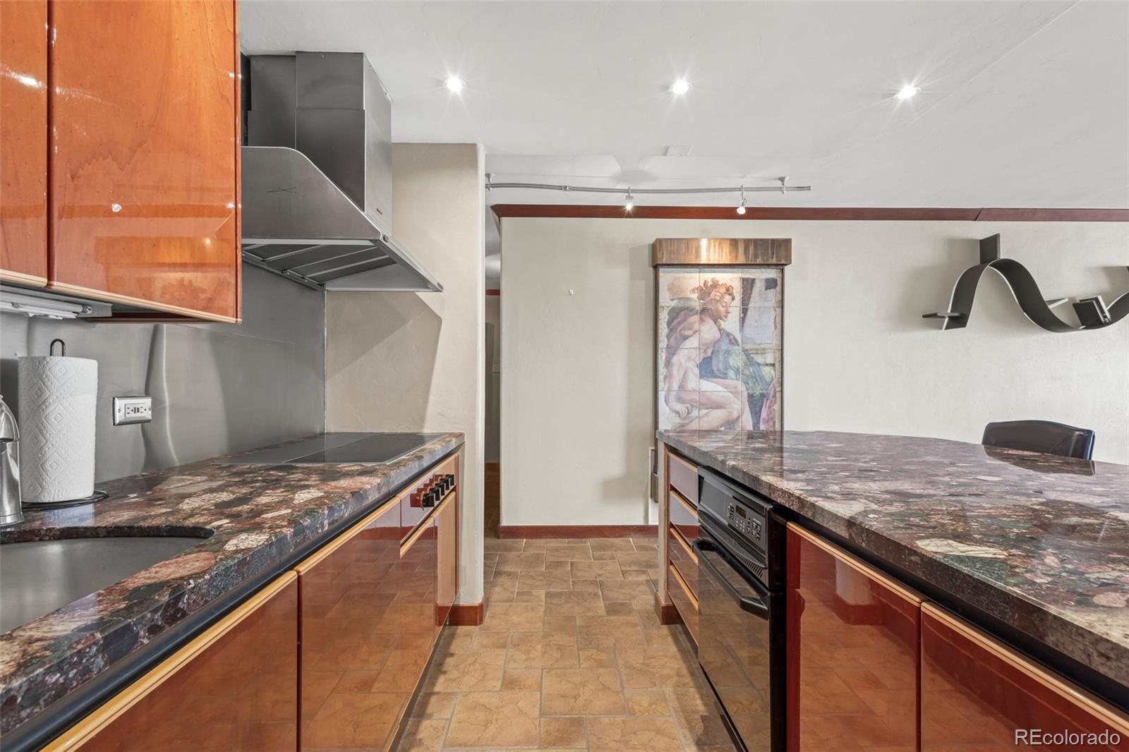 1020 15th Street Unit: 20J