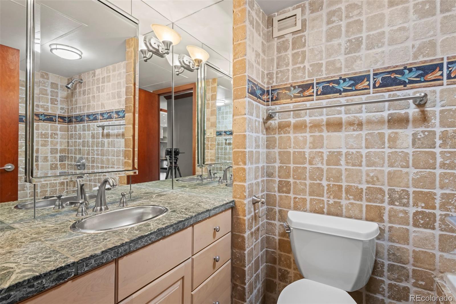 1020 15th Street Unit: 20J