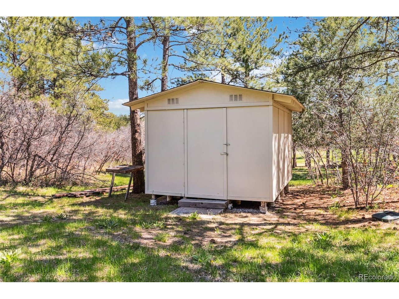 1653 Gore Dr
