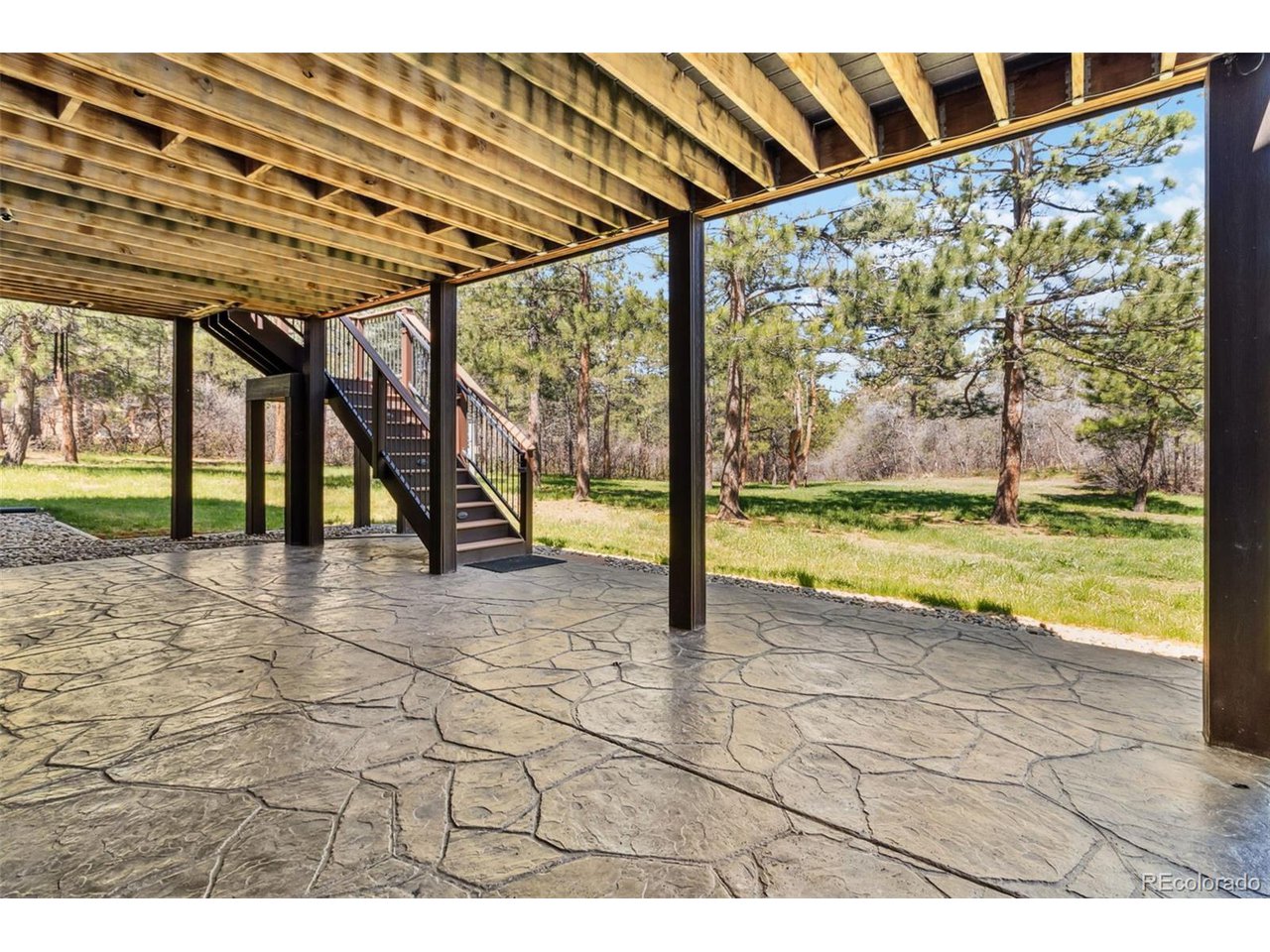 1653 Gore Dr