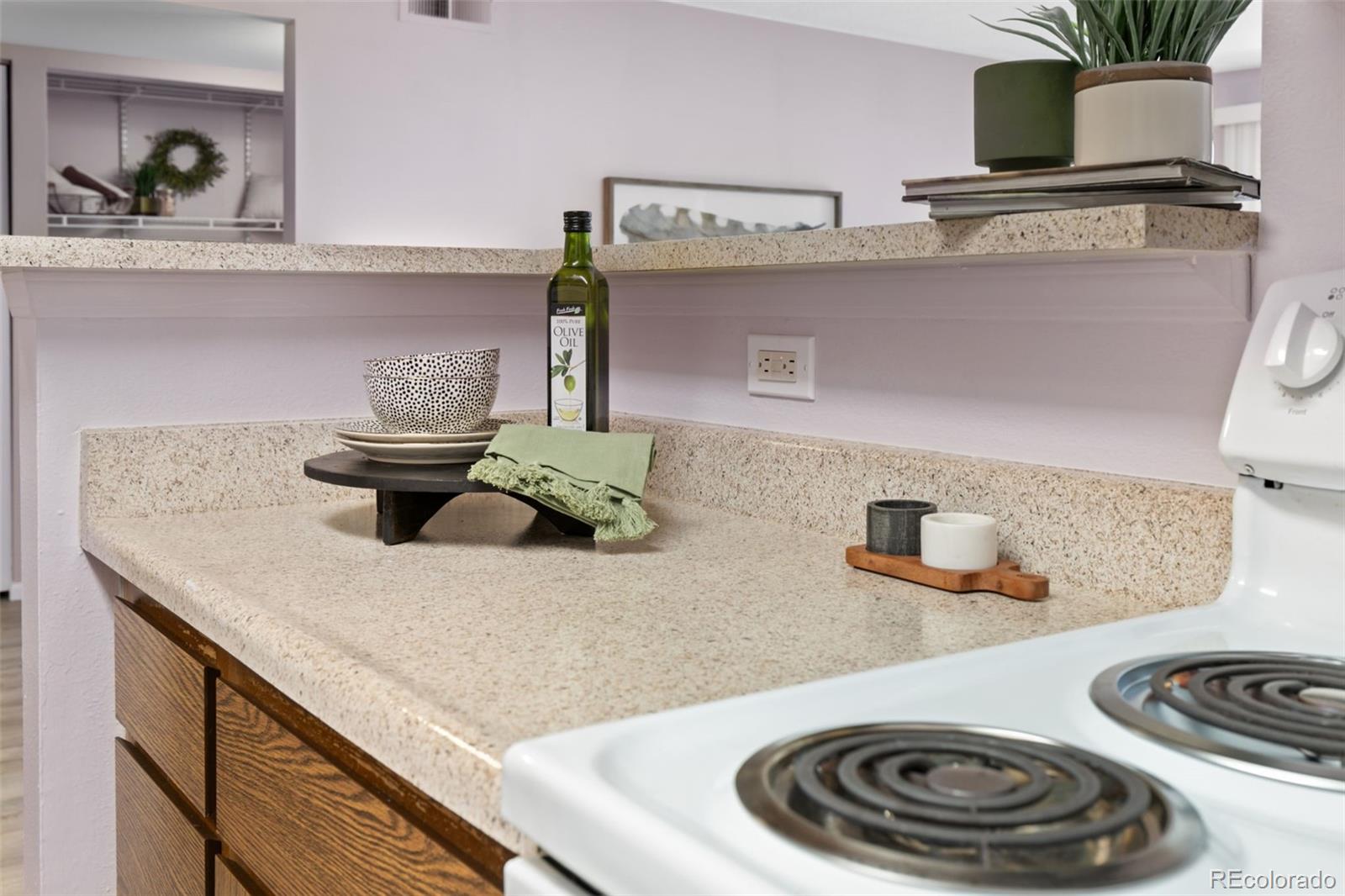 940 S Walden Way Unit: 201