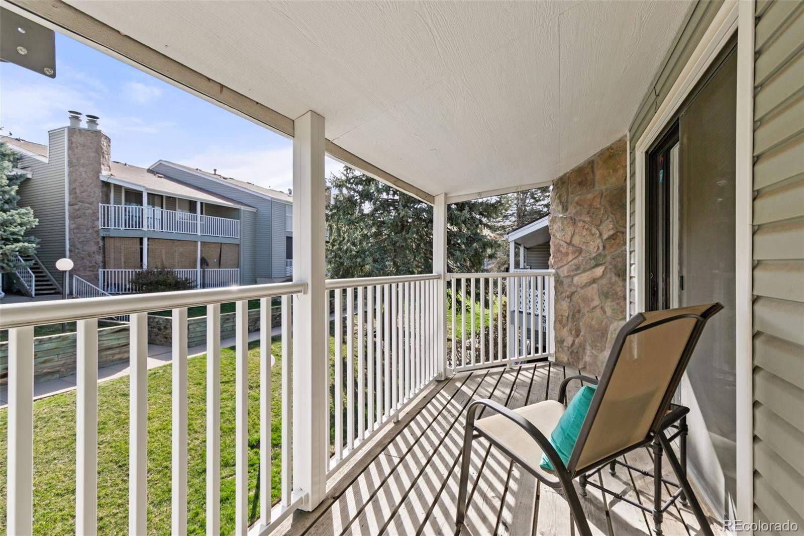 940 S Walden Way Unit: 201