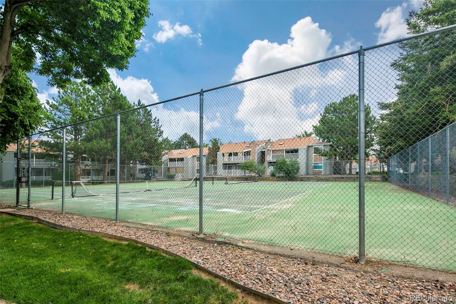 940 S Walden Way Unit: 201