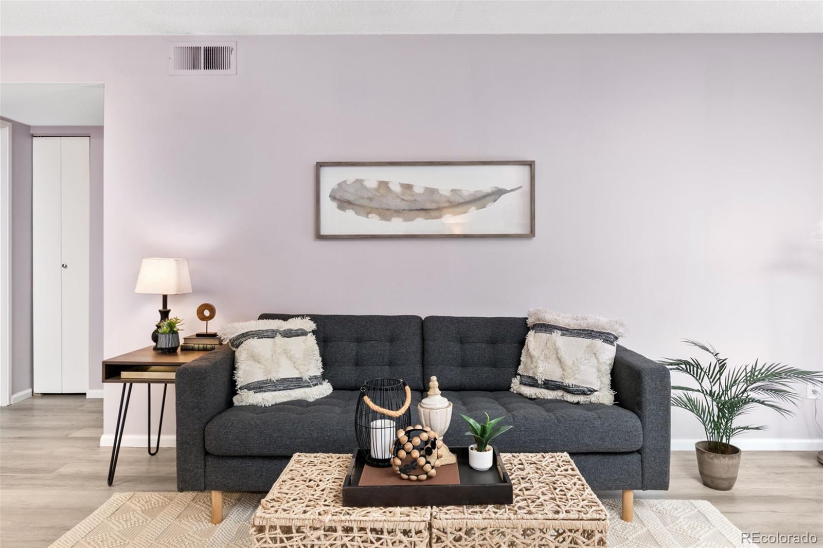 940 S Walden Way Unit: 201