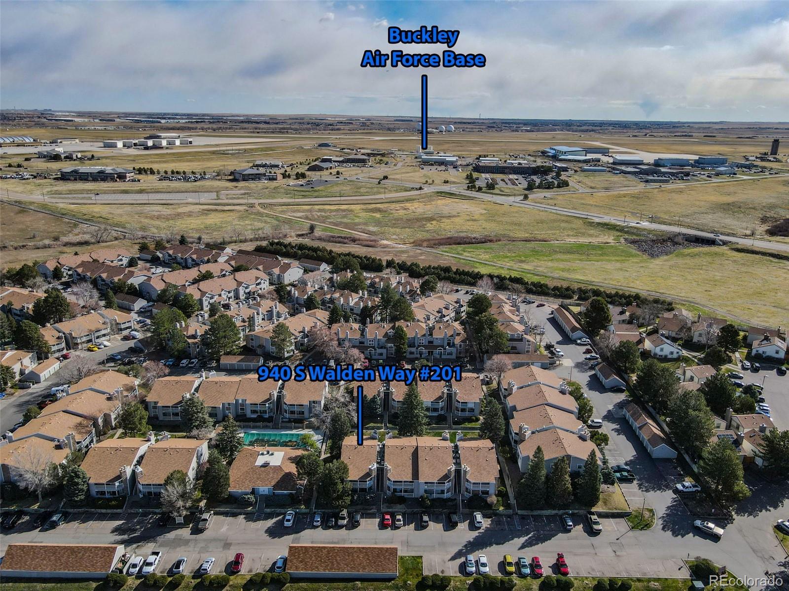 940 S Walden Way Unit: 201