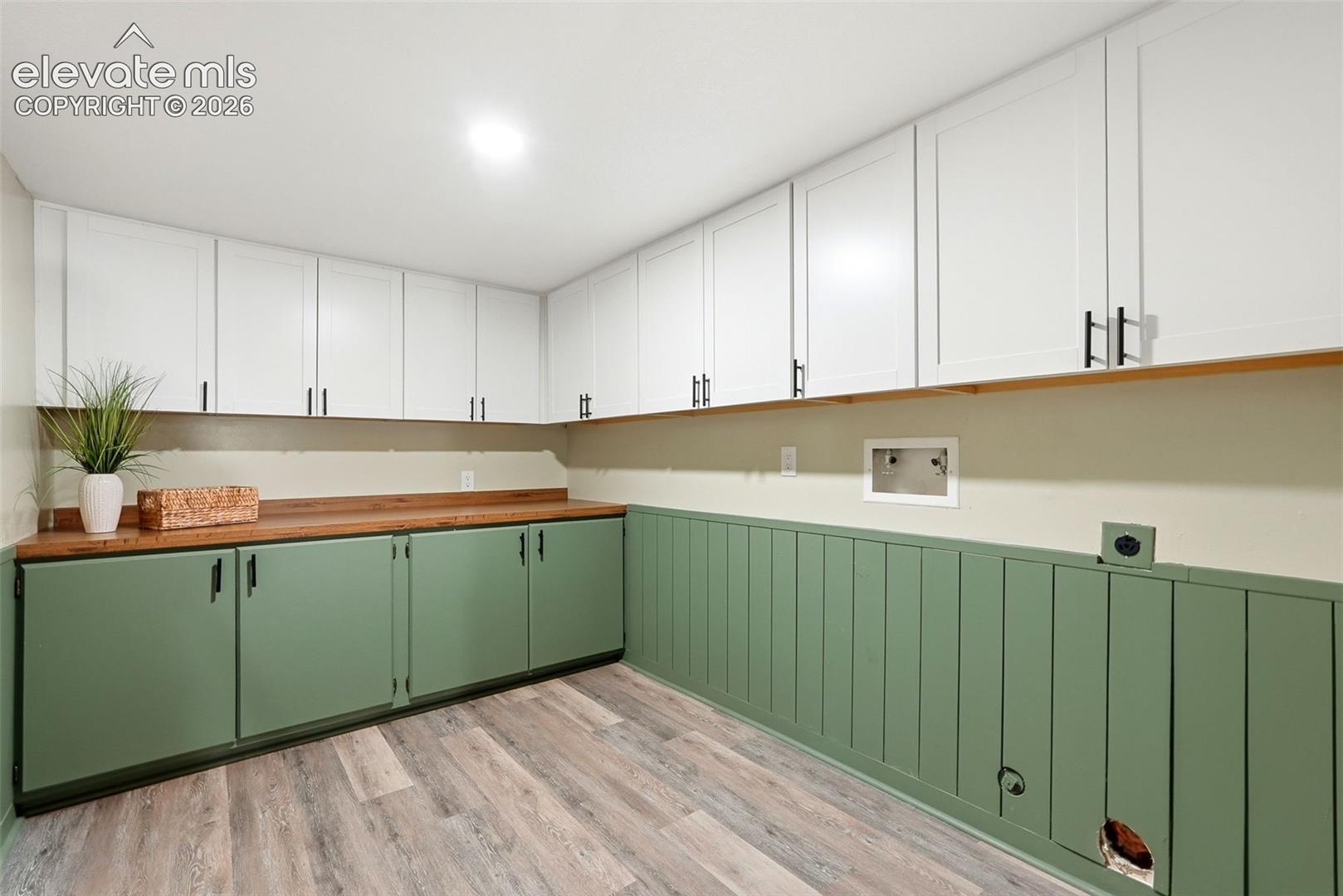 1219 Windmill Avenue