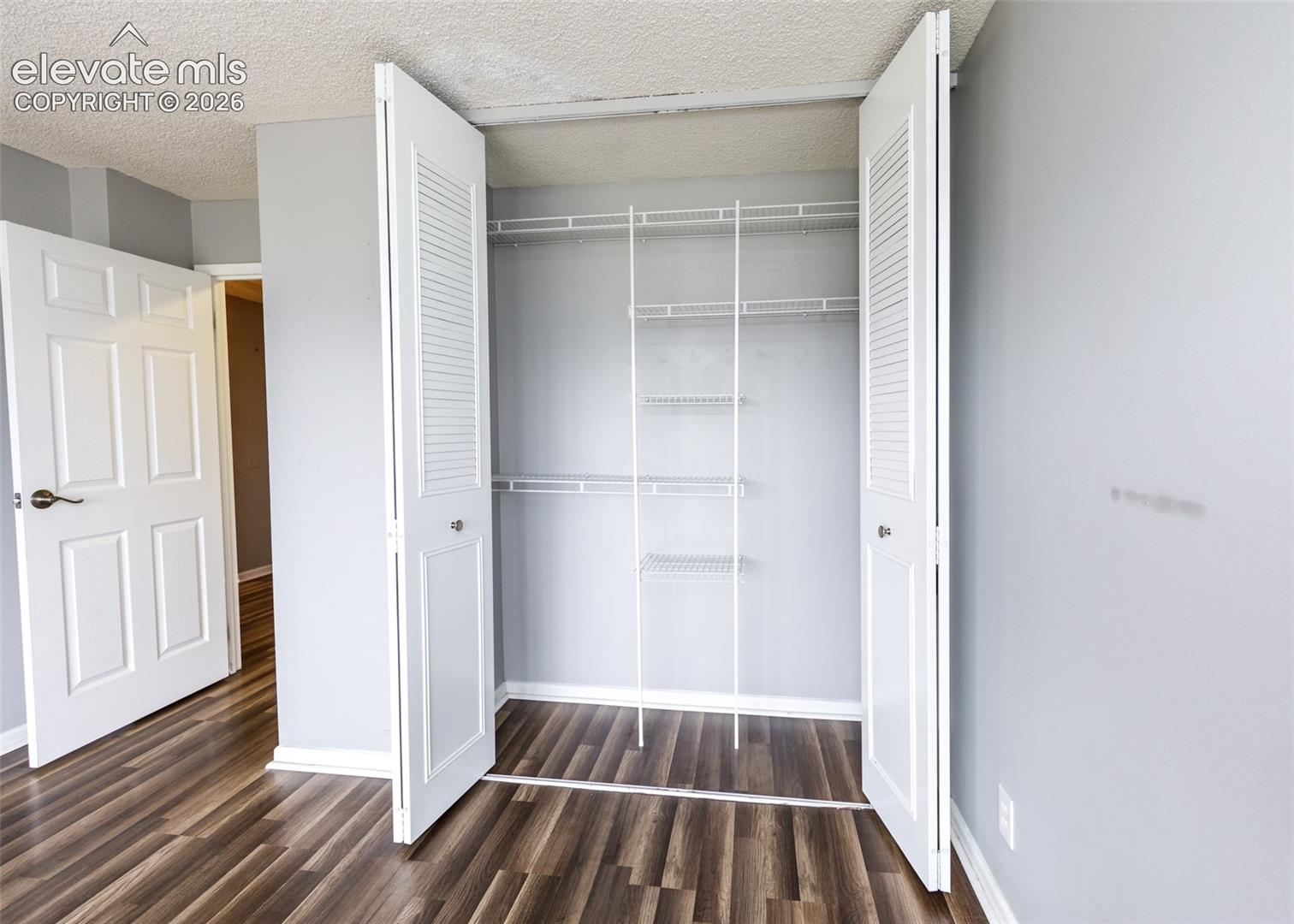 411 Lakewood Circle Unit: A1106