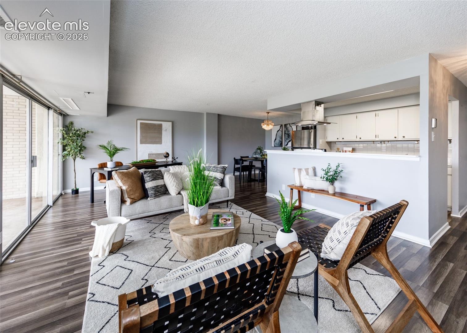 411 Lakewood Circle Unit: A1106