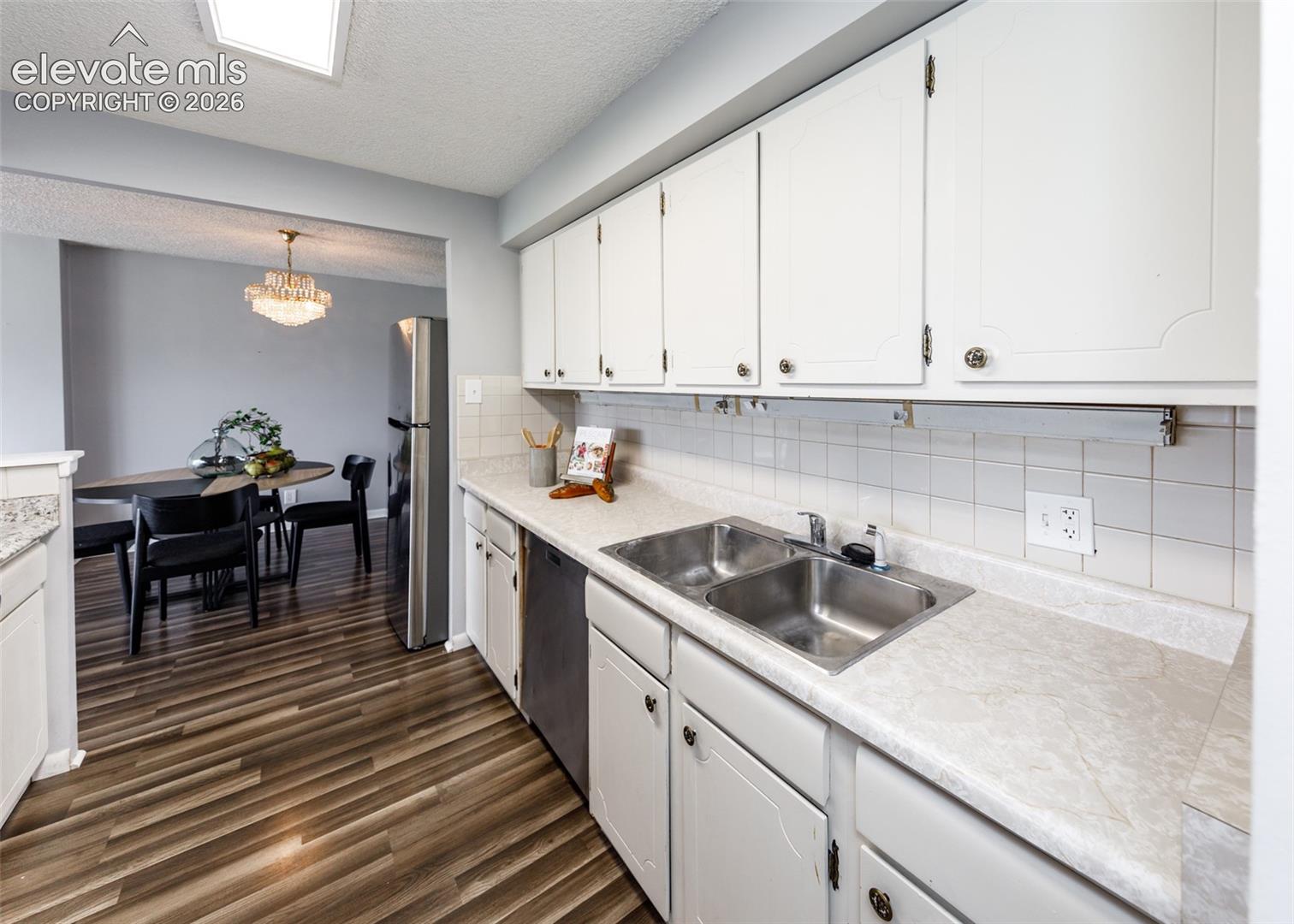 411 Lakewood Circle Unit: A1106