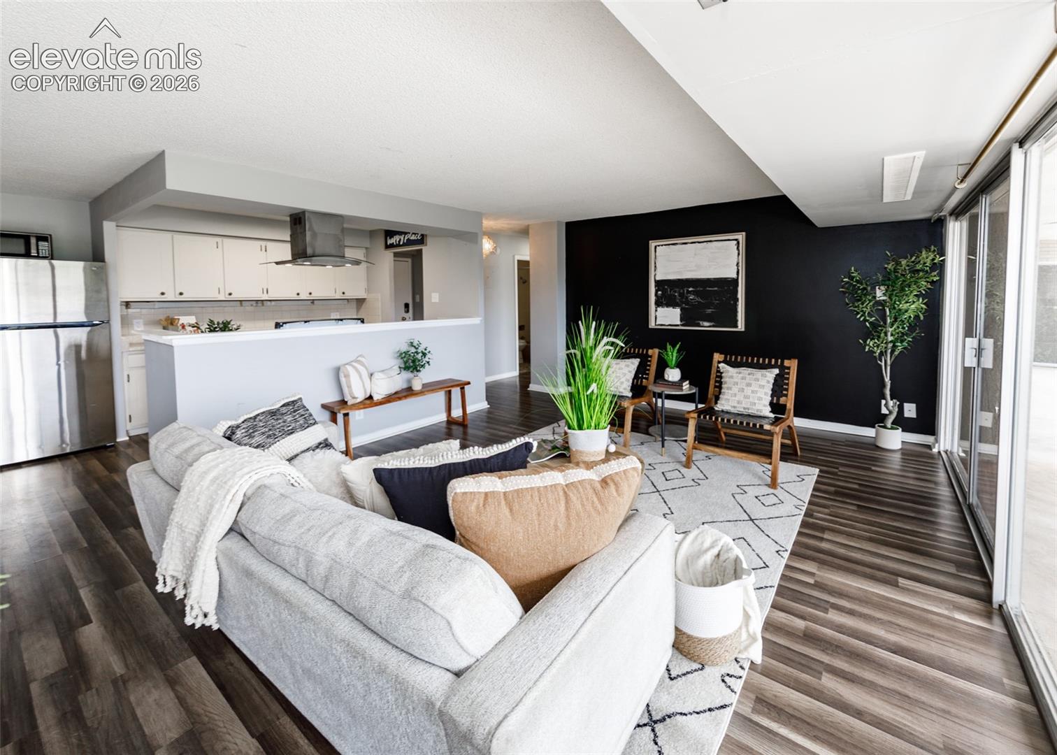 411 Lakewood Circle Unit: A1106