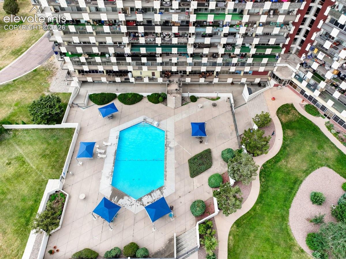 411 Lakewood Circle Unit: A1106