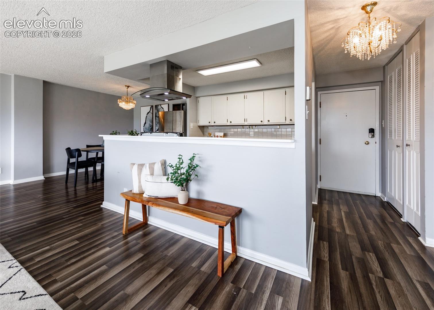 411 Lakewood Circle Unit: A1106