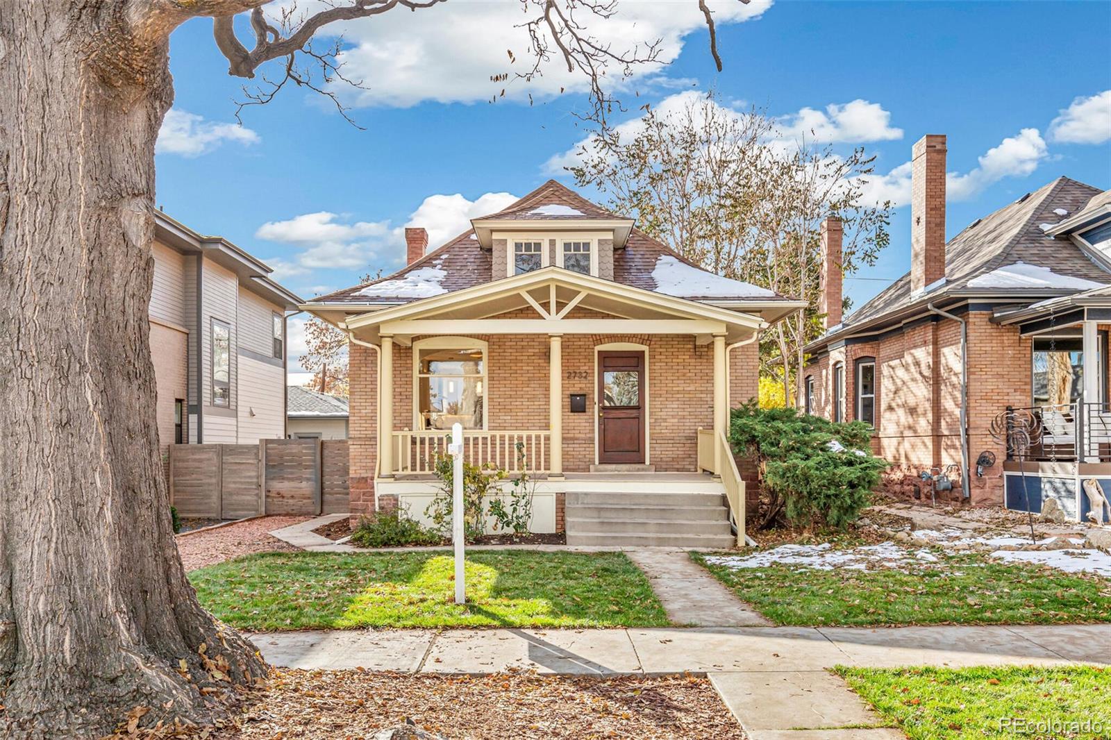 2732 W Denver Place