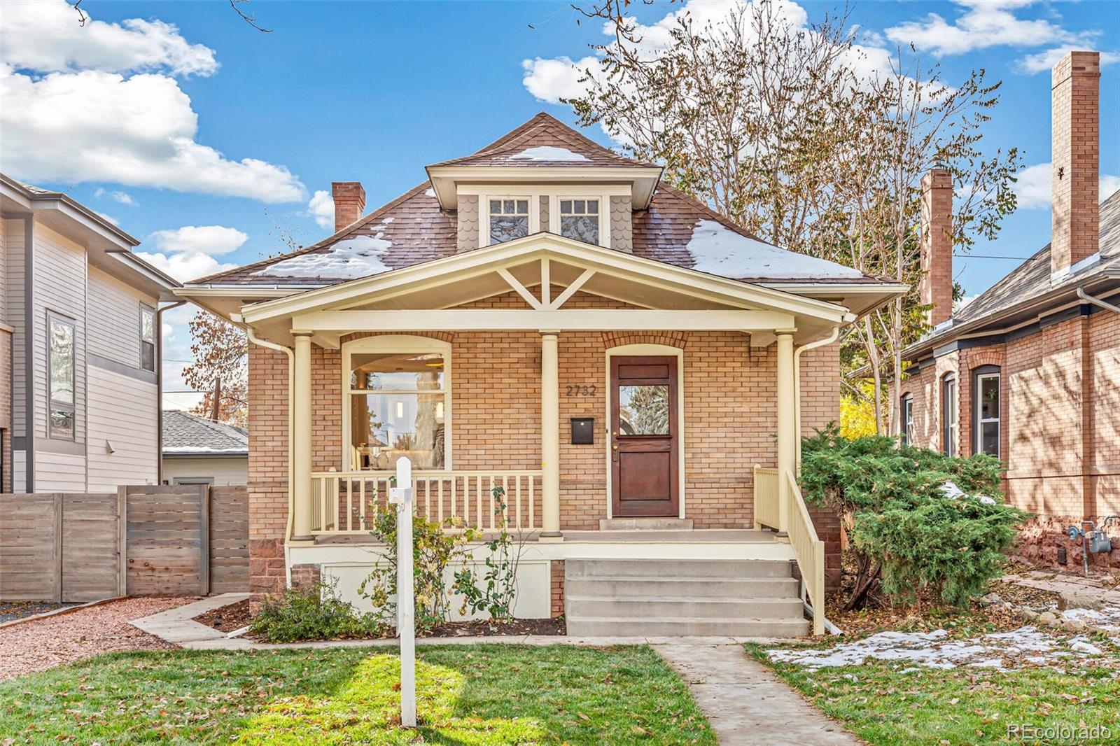 2732 W Denver Place