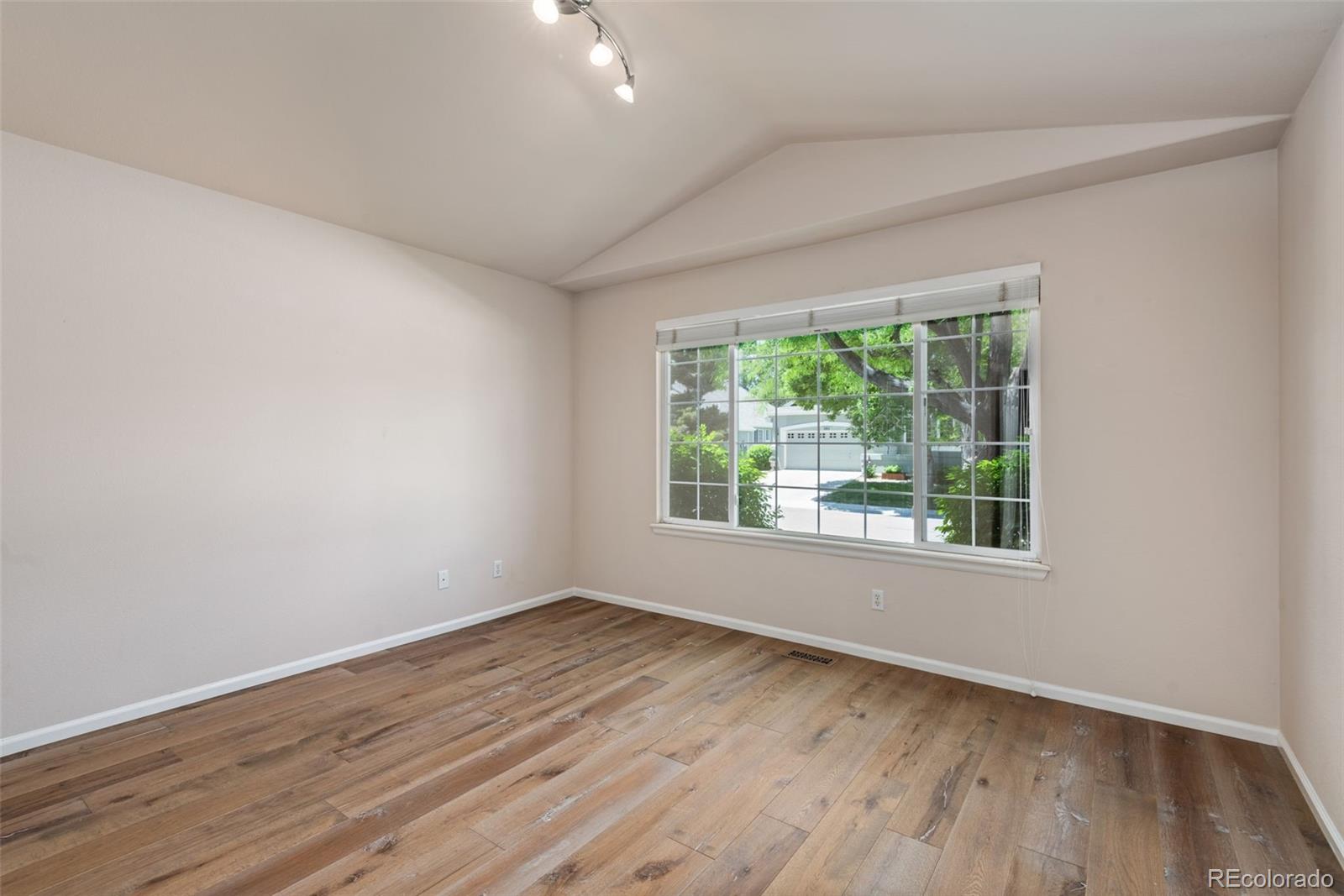 1884 S Marshall Circle