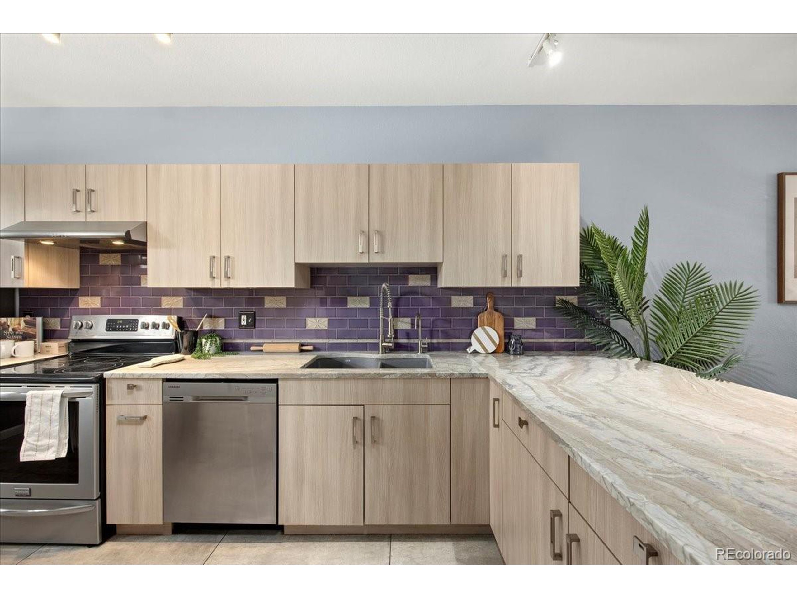 1715 15th St Unit: 2