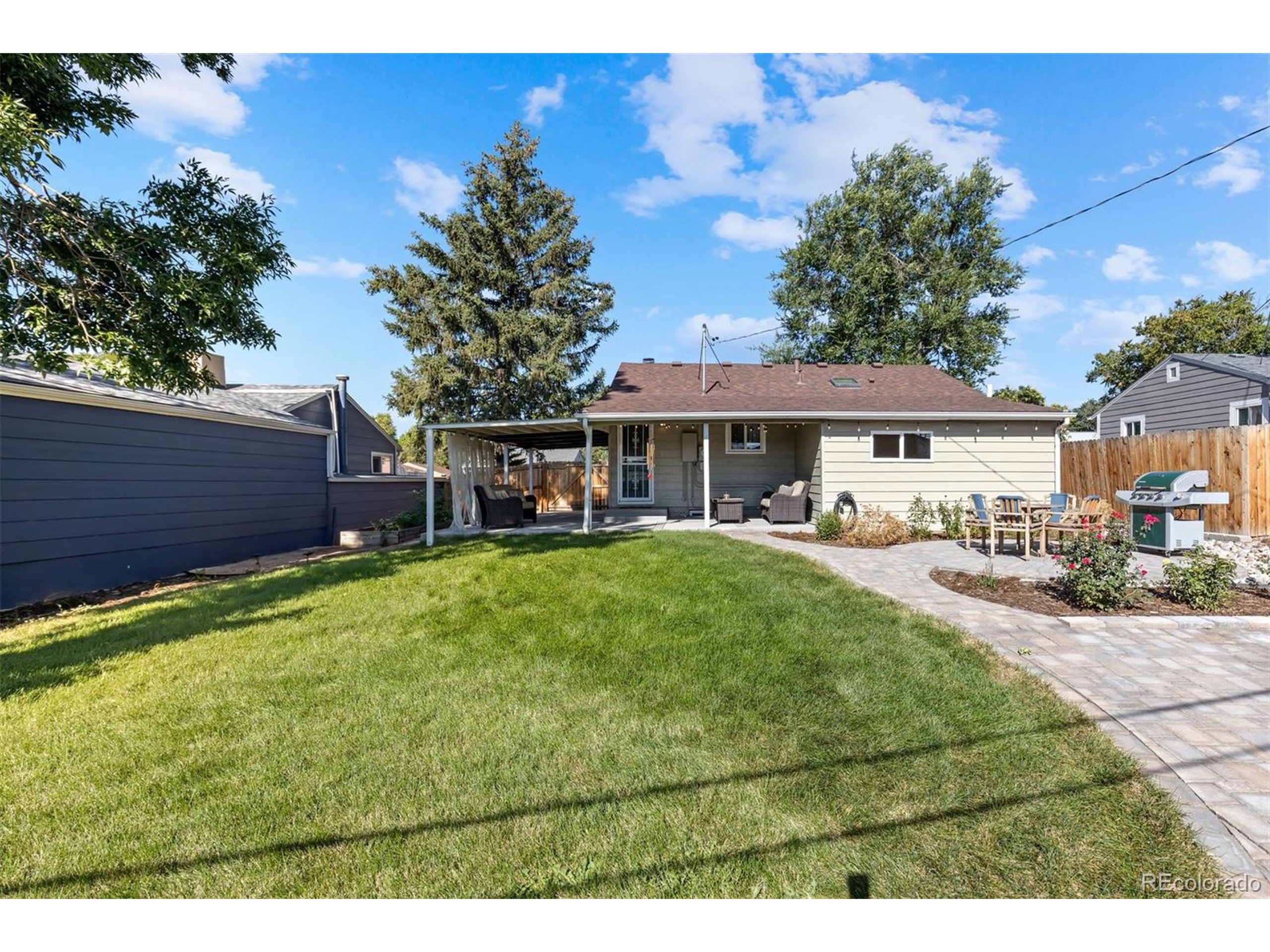 1372 S Quieto Ct