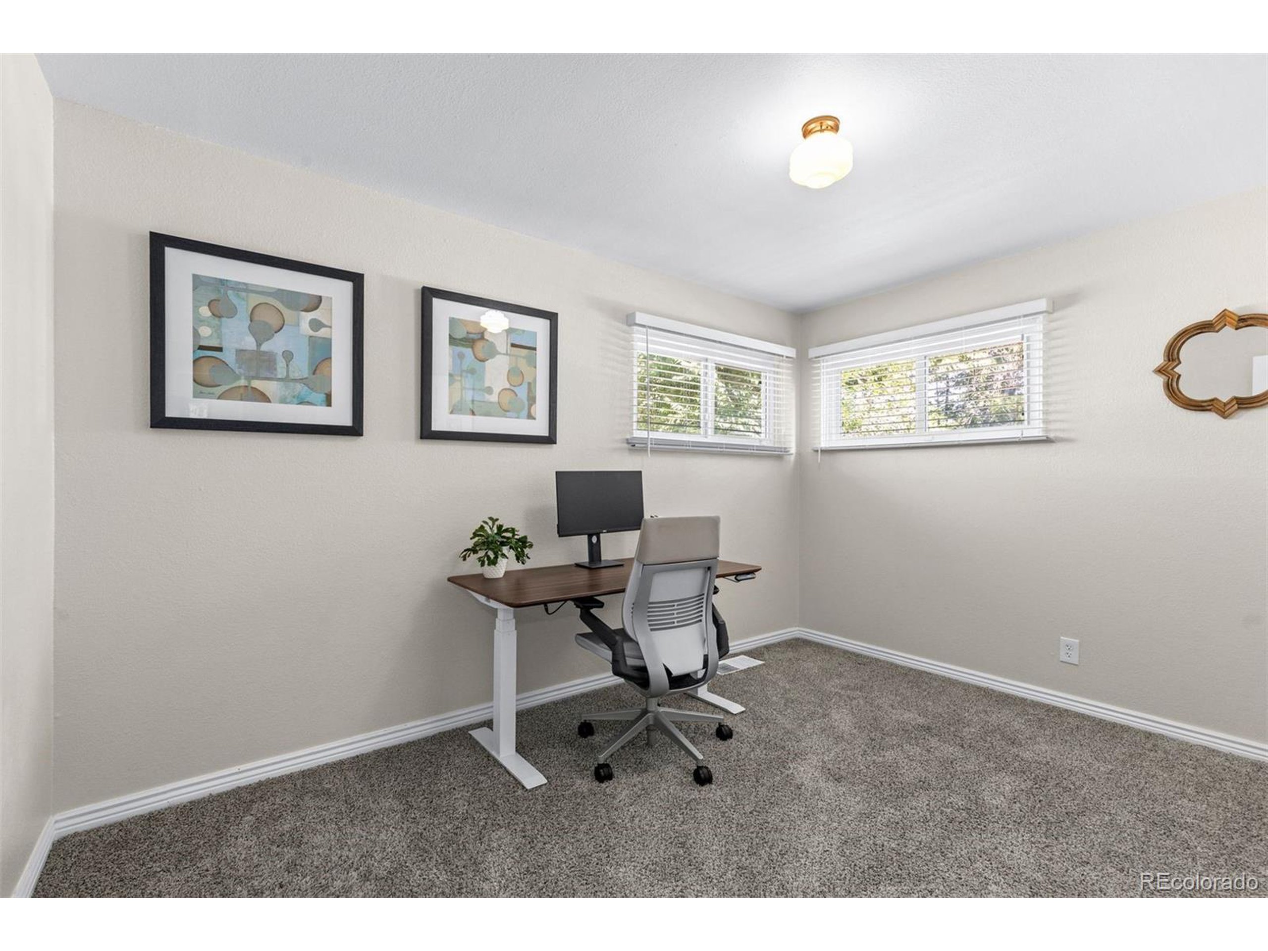 1372 S Quieto Ct