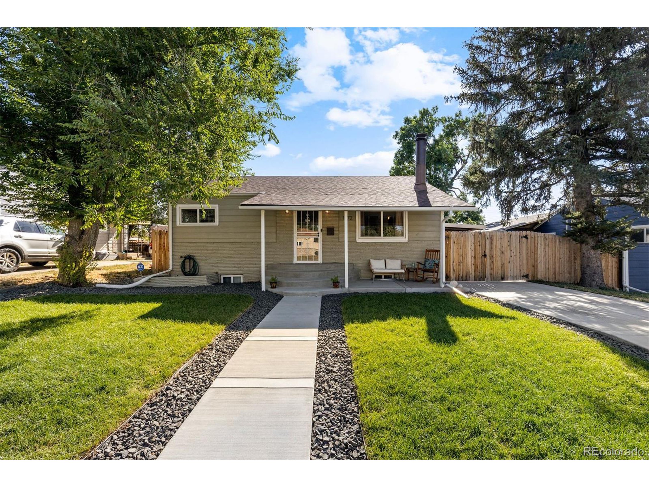 1372 S Quieto Ct