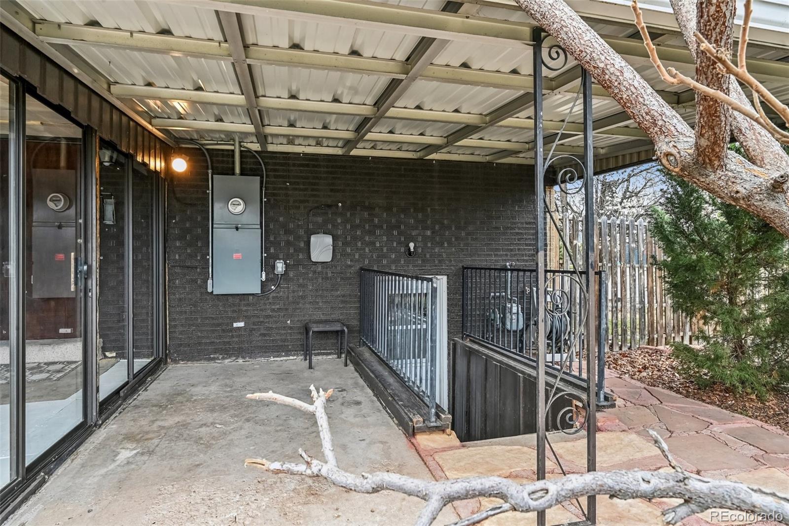 400 S Lamar Court