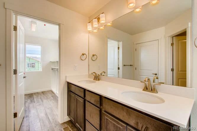 4286 E 98th Place