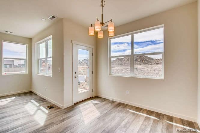 4286 E 98th Place