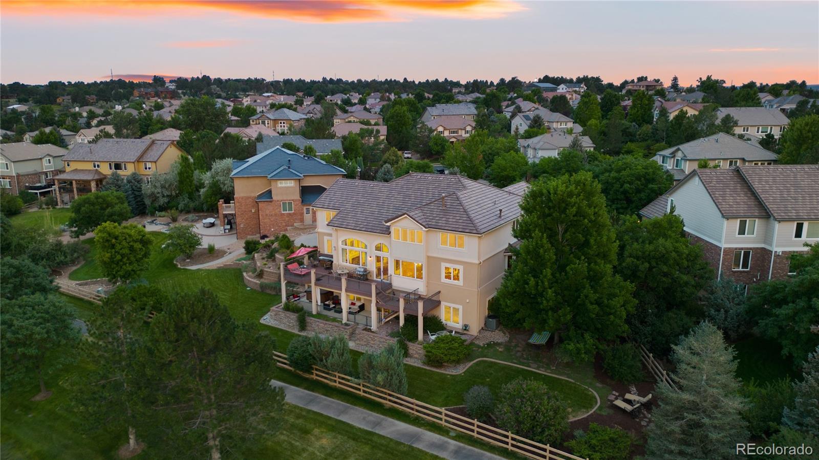 6006 S Lewiston Court