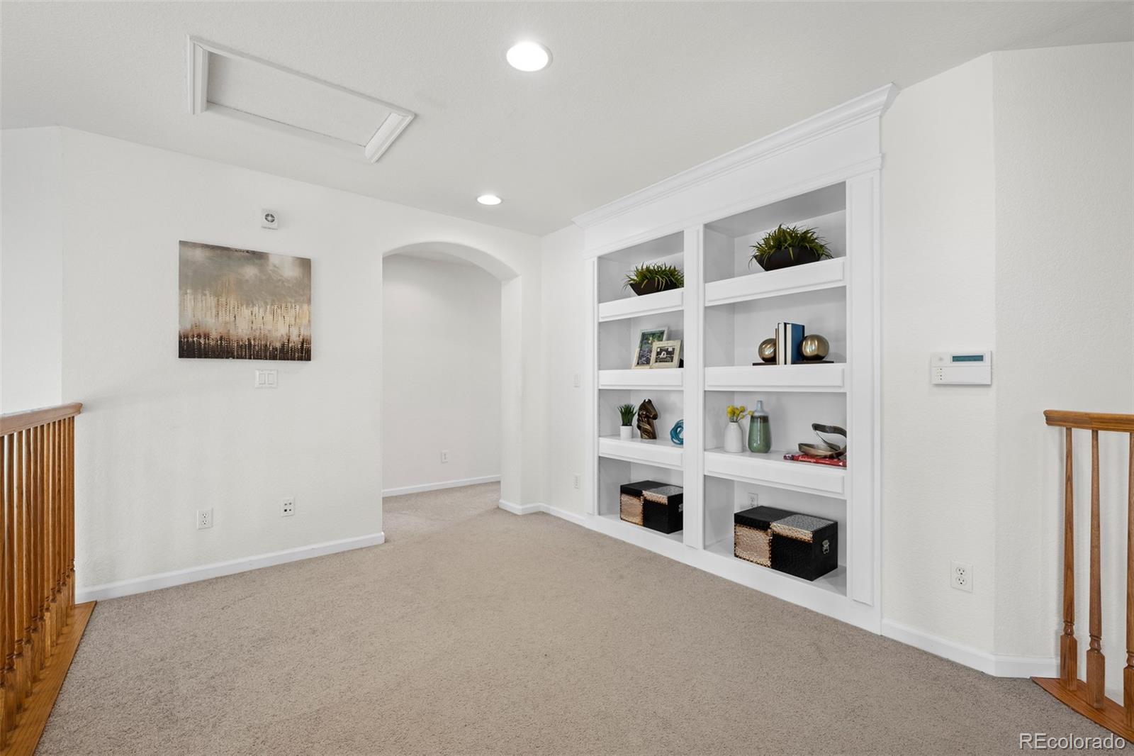 6006 S Lewiston Court