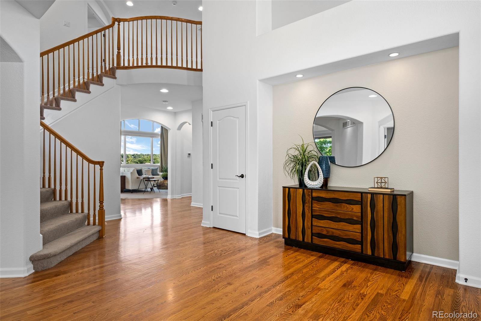 6006 S Lewiston Court