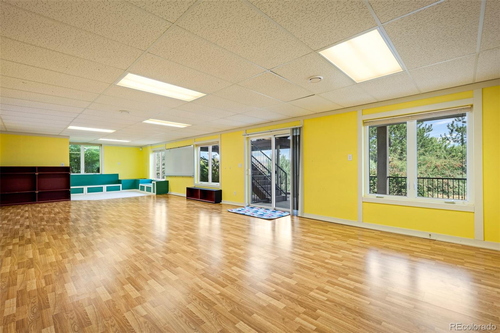 6006 S Lewiston Court