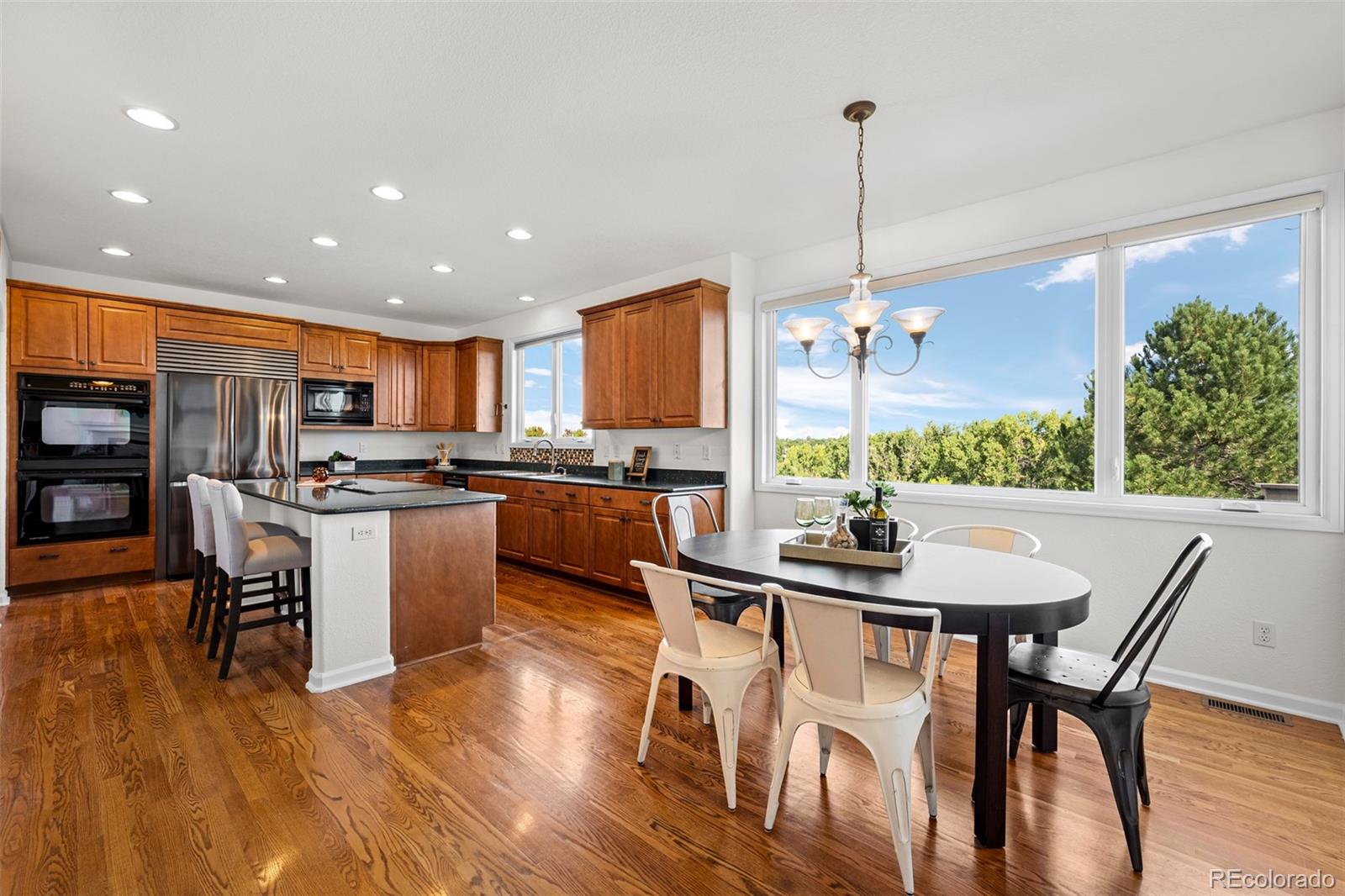 6006 S Lewiston Court