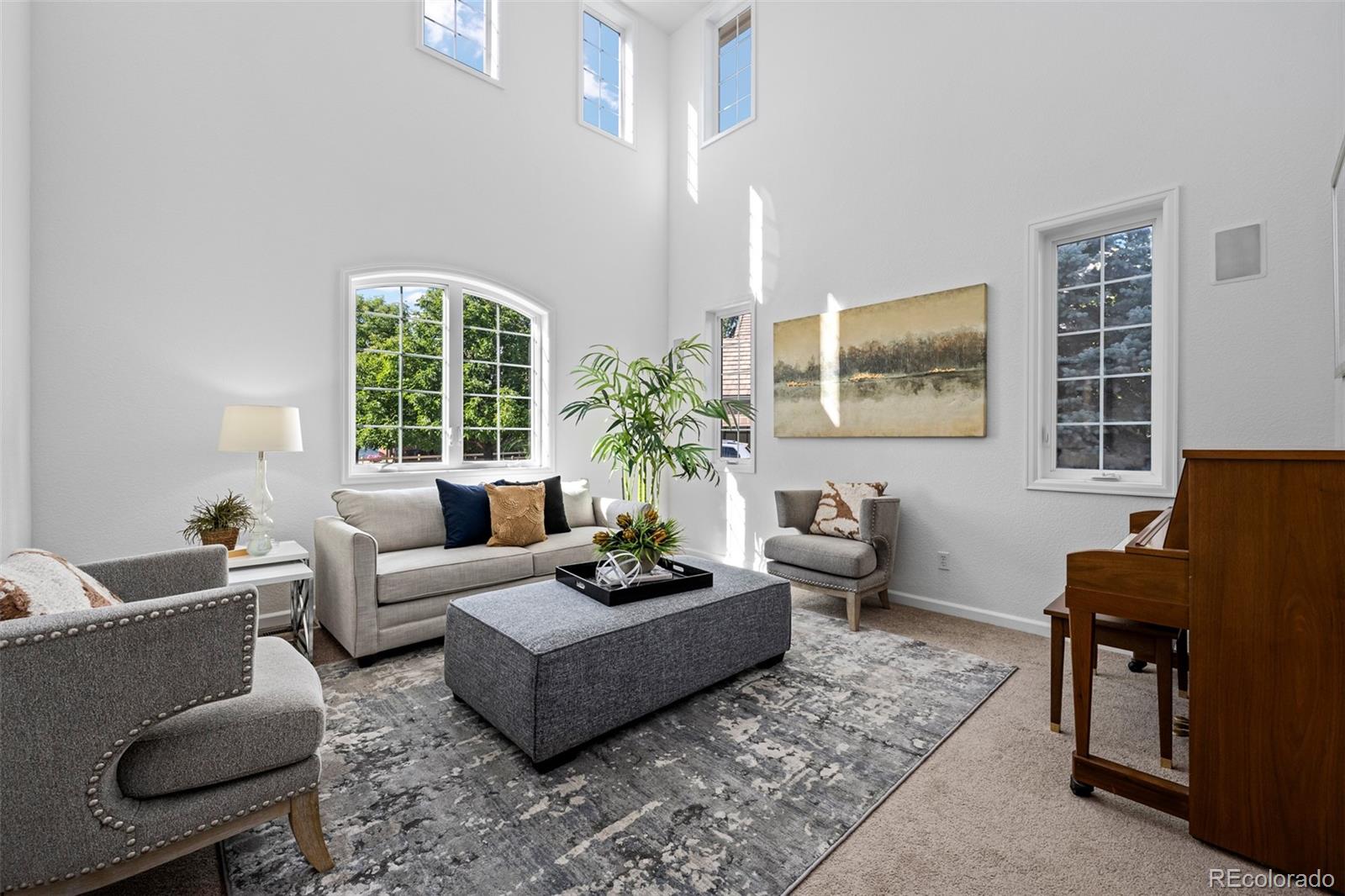 6006 S Lewiston Court