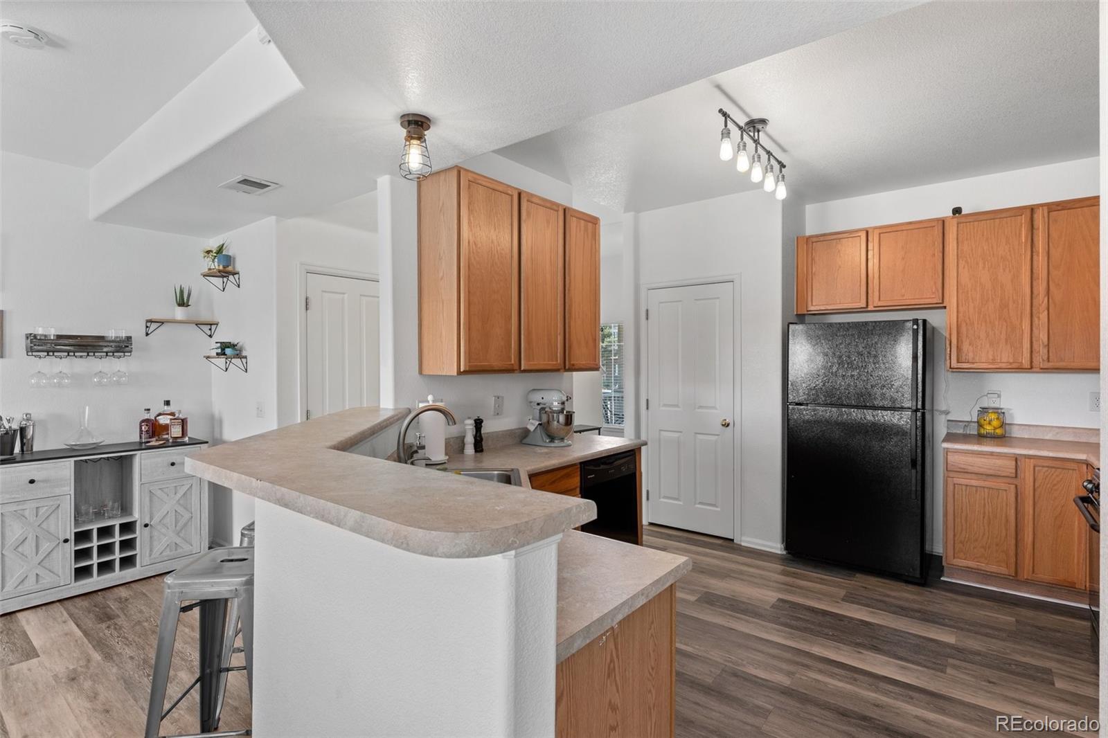 14700 E 104th Avenue Unit: 2402