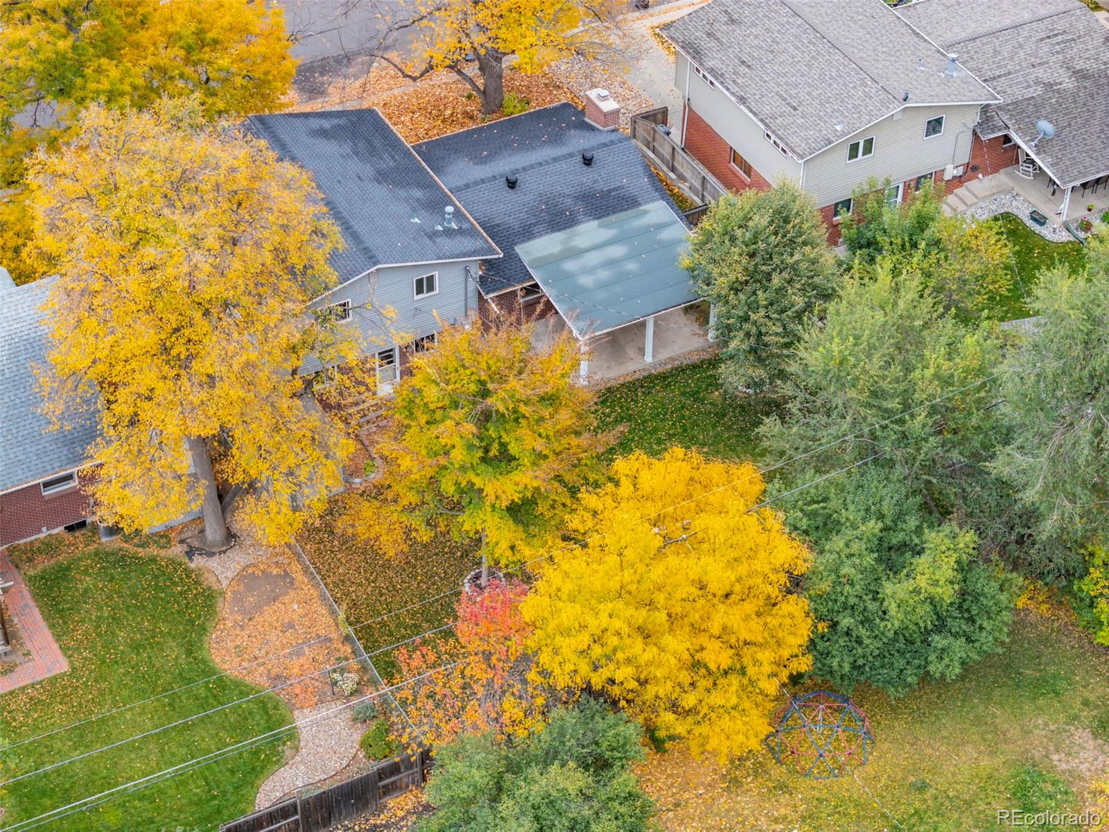 1925 S Linden Court