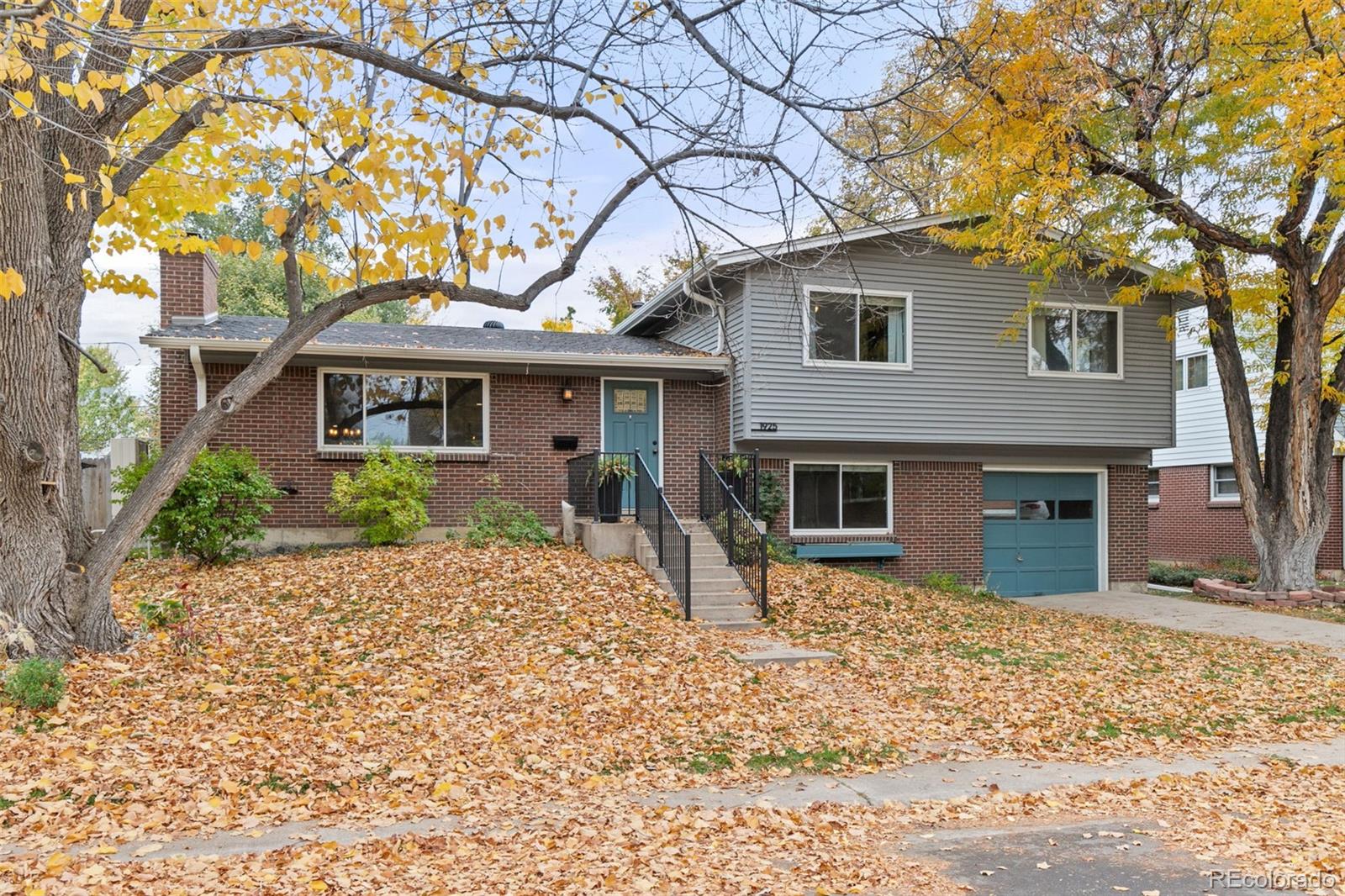 1925 S Linden Court
