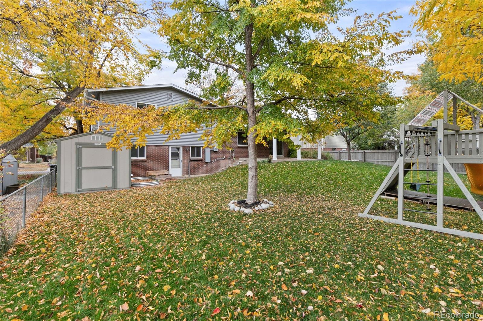 1925 S Linden Court