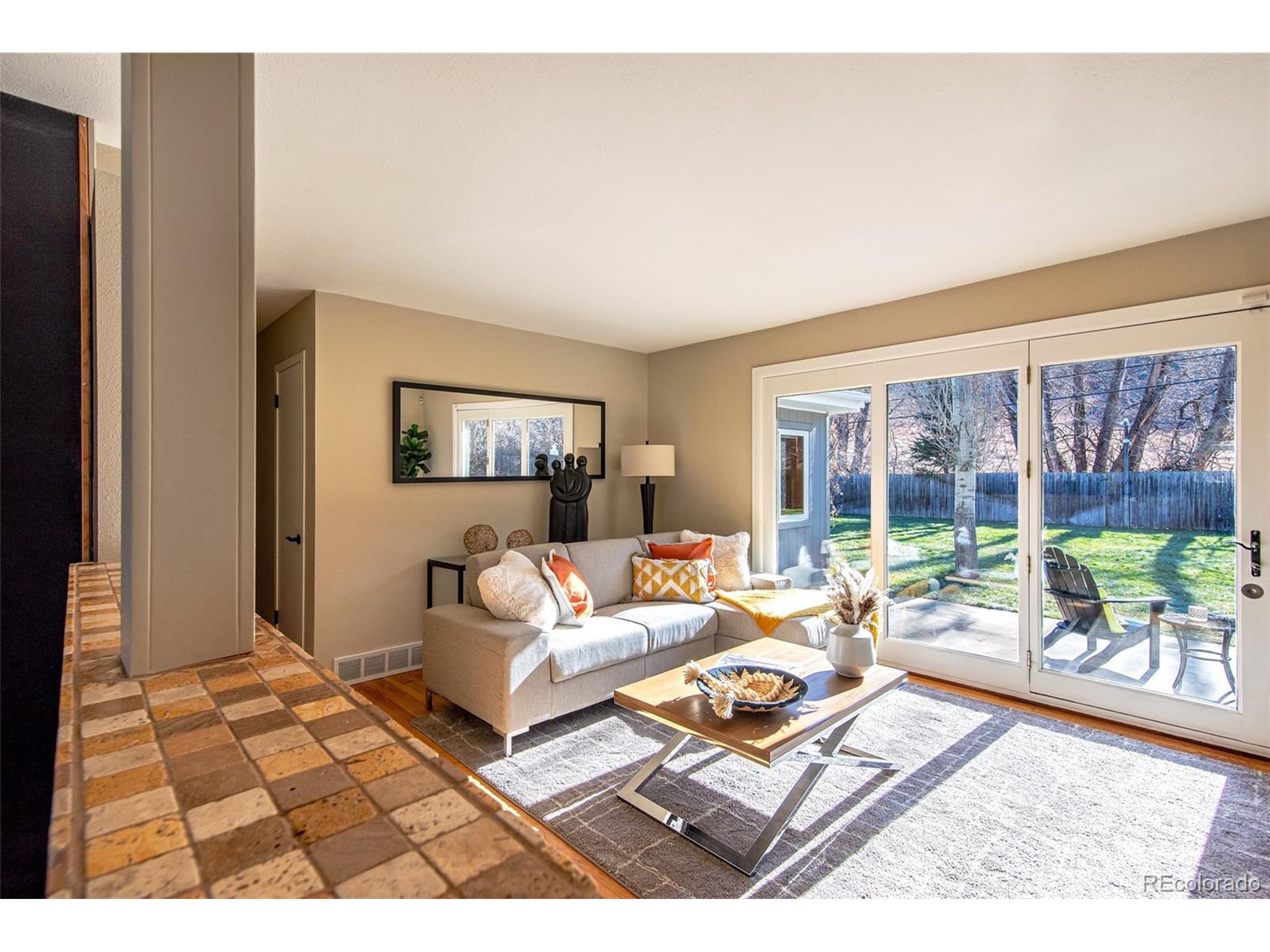 2212 Edgewood Dr