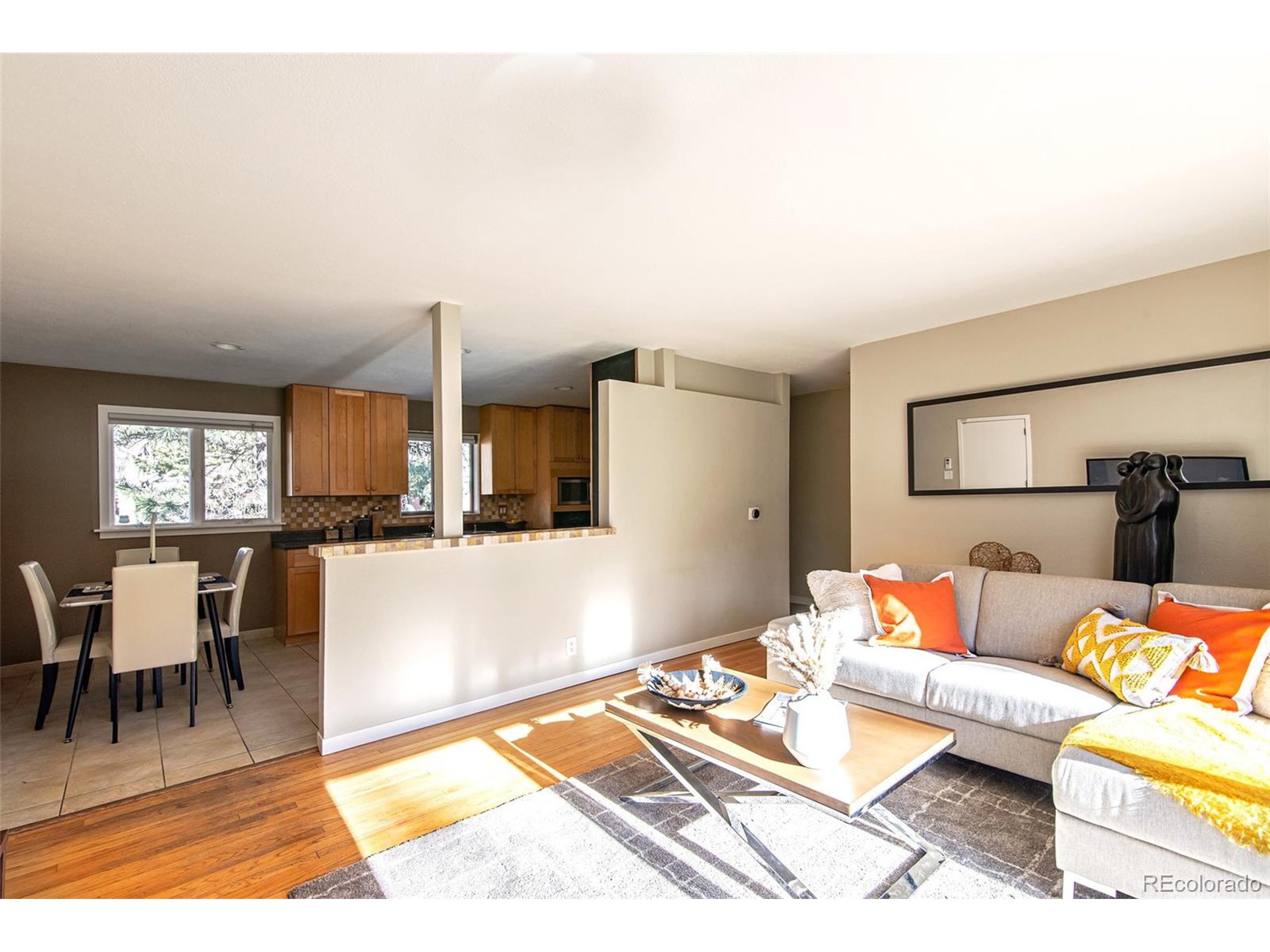2212 Edgewood Dr