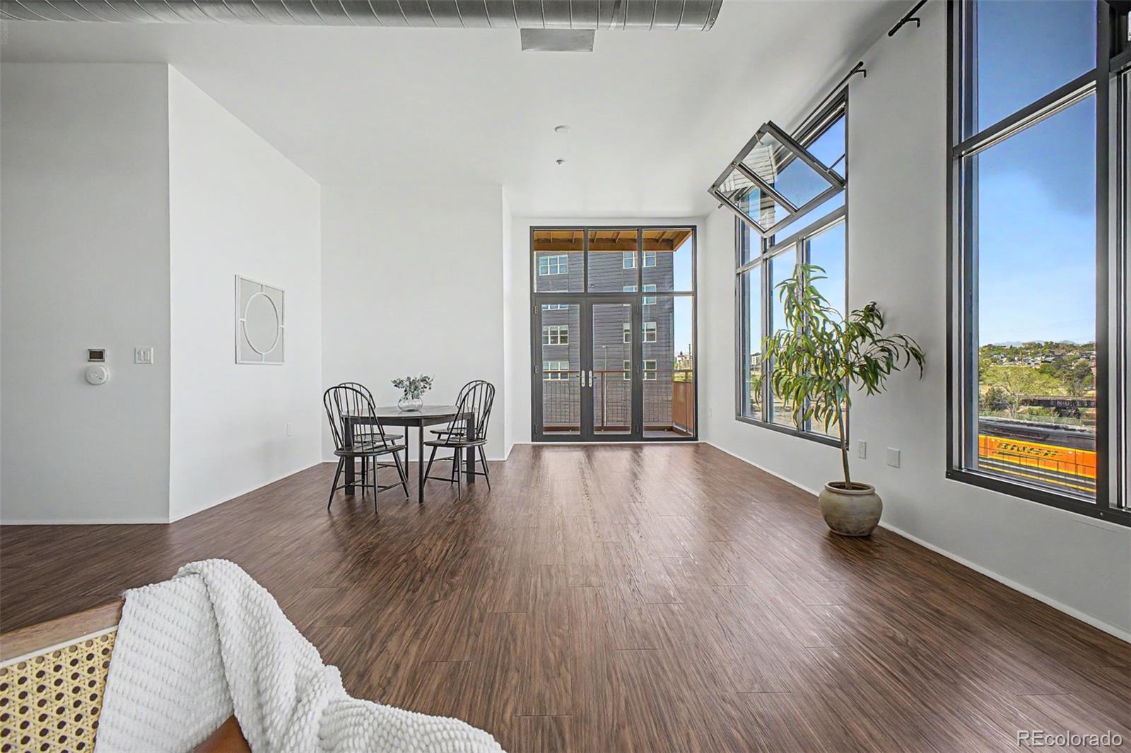 3100 Huron Street Unit: 3M
