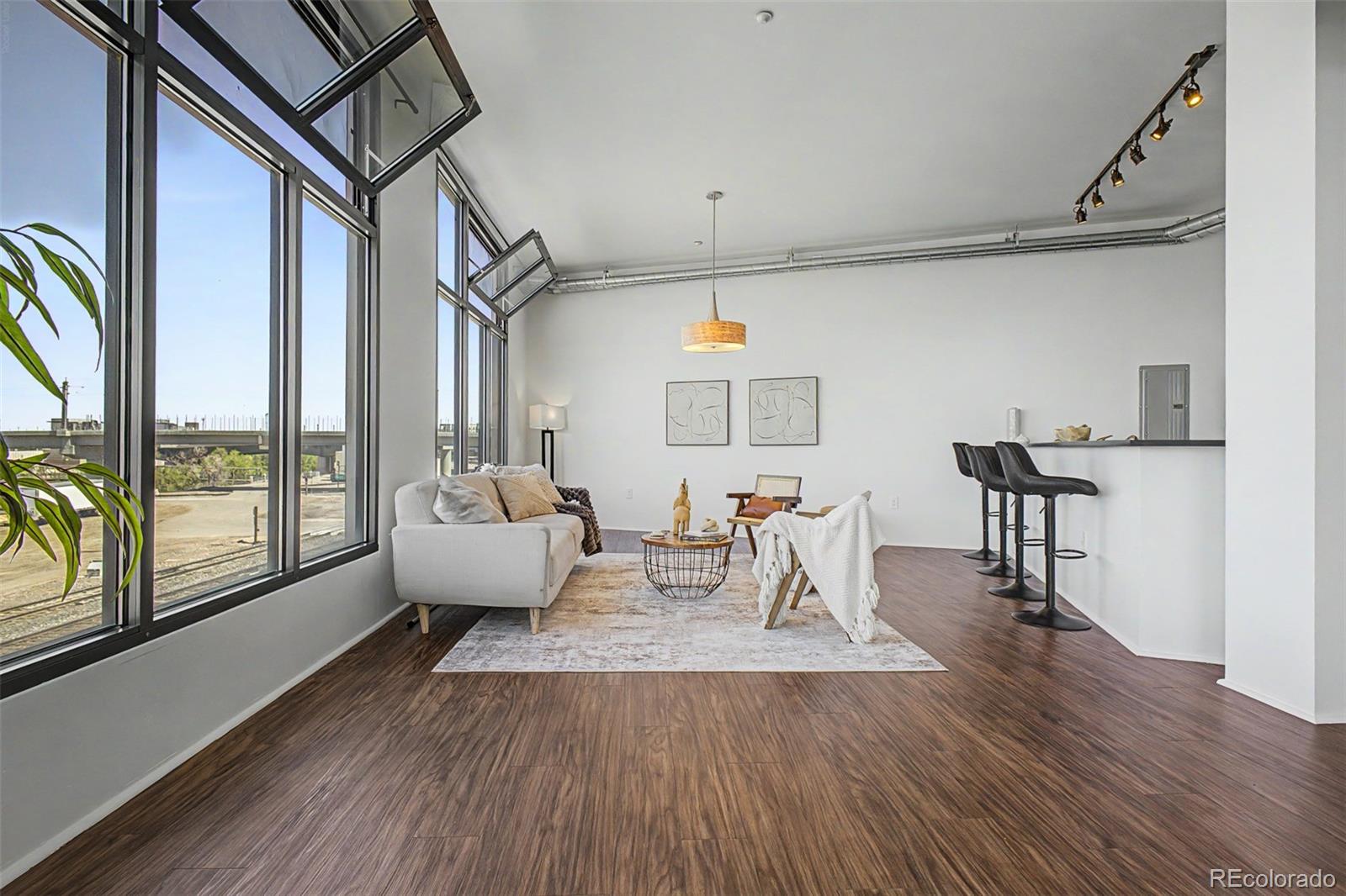 3100 Huron Street Unit: 3M